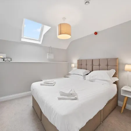 Perfect Pad For Two In Pretty Village Location Pass The Keys